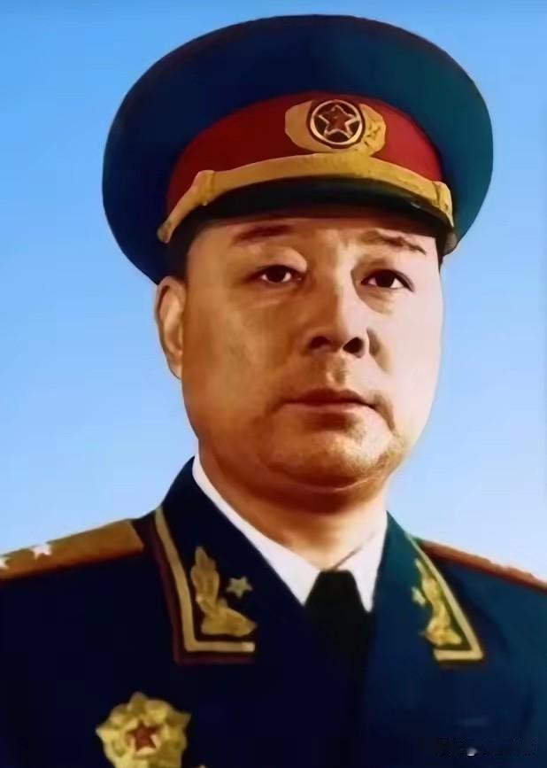 1952年老汉翻看报纸，一眼认出失踪18年的儿子，如今已是开国将军

1952年