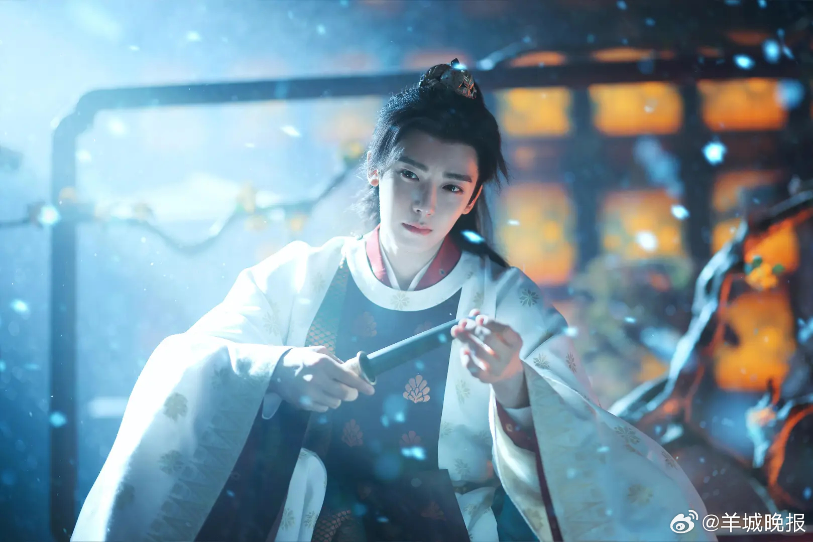 【哪一个热播剧角色让你一眼沦陷？来评论区分享】或许是初见时的惊鸿一瞥、某个戳中人