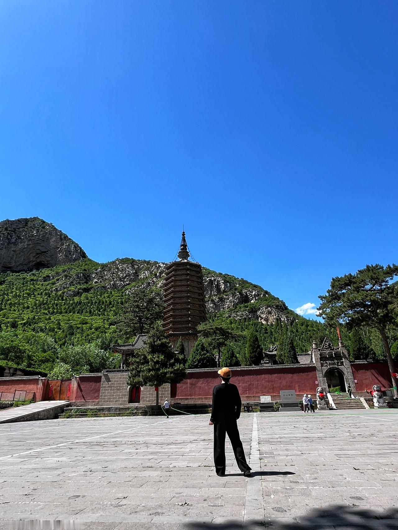 山西灵丘觉山寺塔
2001年觉山寺塔第五批被列为国保
始建于北魏太和七年（483