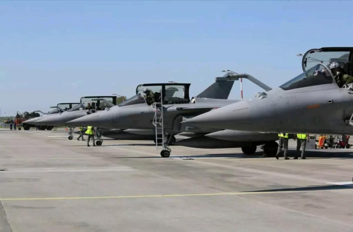 《费加罗报》报道，当地时间17日，法国国防部宣布，为抵御未来可能遭受到的突发性核