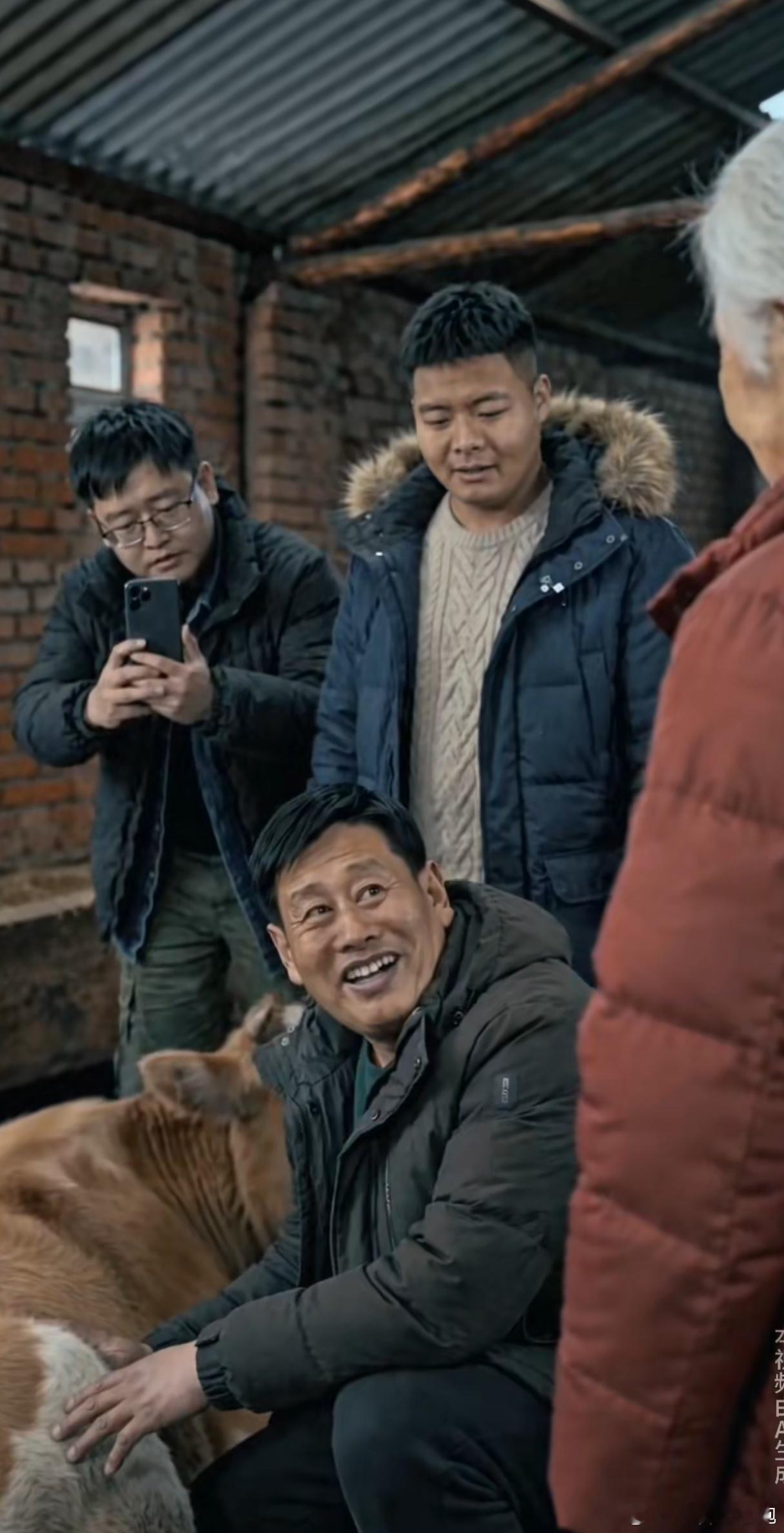 最接地气的AI漫剧来了龙兽医乡村故事改编AI漫剧！扎根黑龙江乡间三十载，雨夜出诊