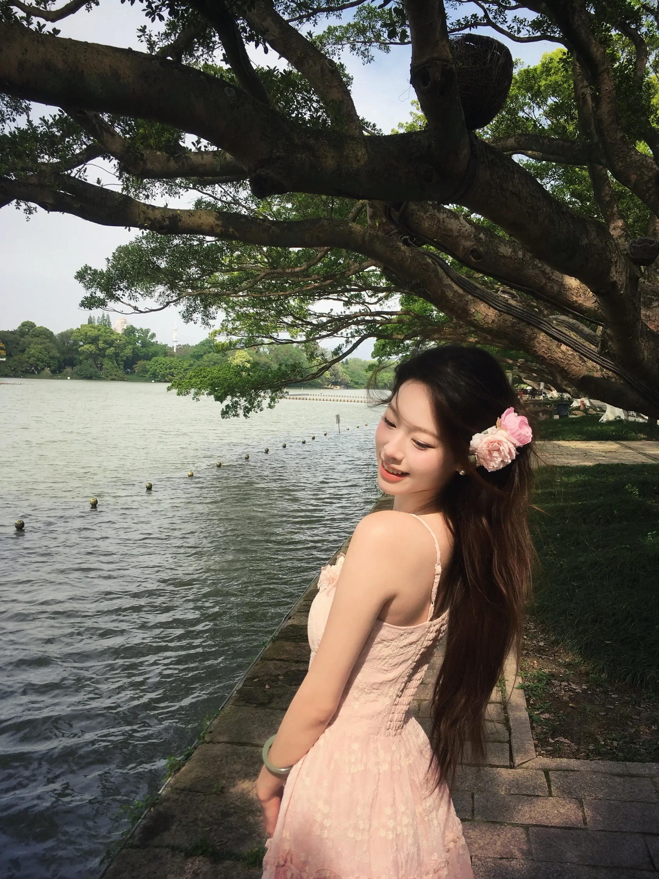 你眉目如当年流转我心间