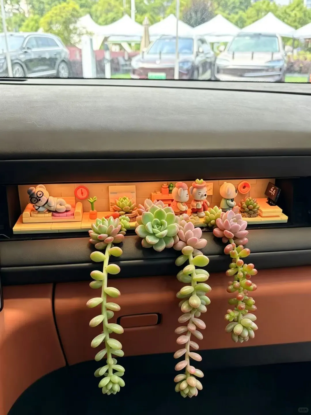 如果你有一辆问界M6，会怎么DIY这块灵感橱窗？ 