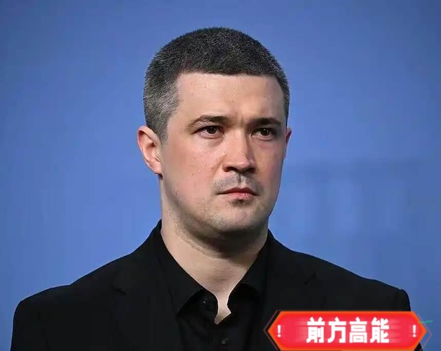 乌克兰最新消息
当地时间2月12日，乌国防部长在防务联络小组会议上，呼吁国际伙伴