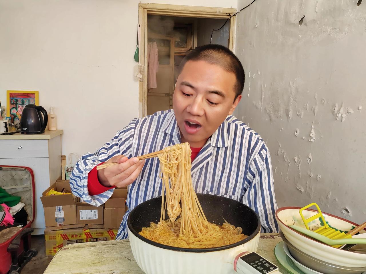 在我心目中我一直觉得医生这种工作是很好的工作，我觉得很多人都想当医生或者想让自己