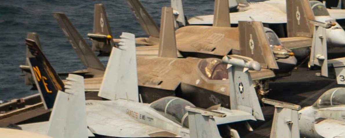 美国海军卡尔文森号航母上的F-35锈成这样……它们是怎么做到的？[费解]烽火问鼎
