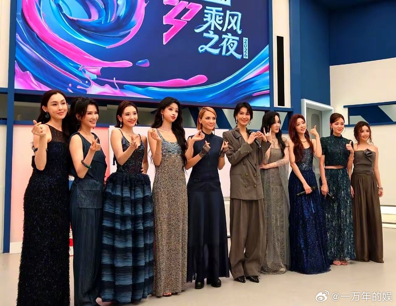 乘风2026成团夜，最让人破防的不是谁没拿到名额，而是范玮琪在后台哭到崩溃，提起