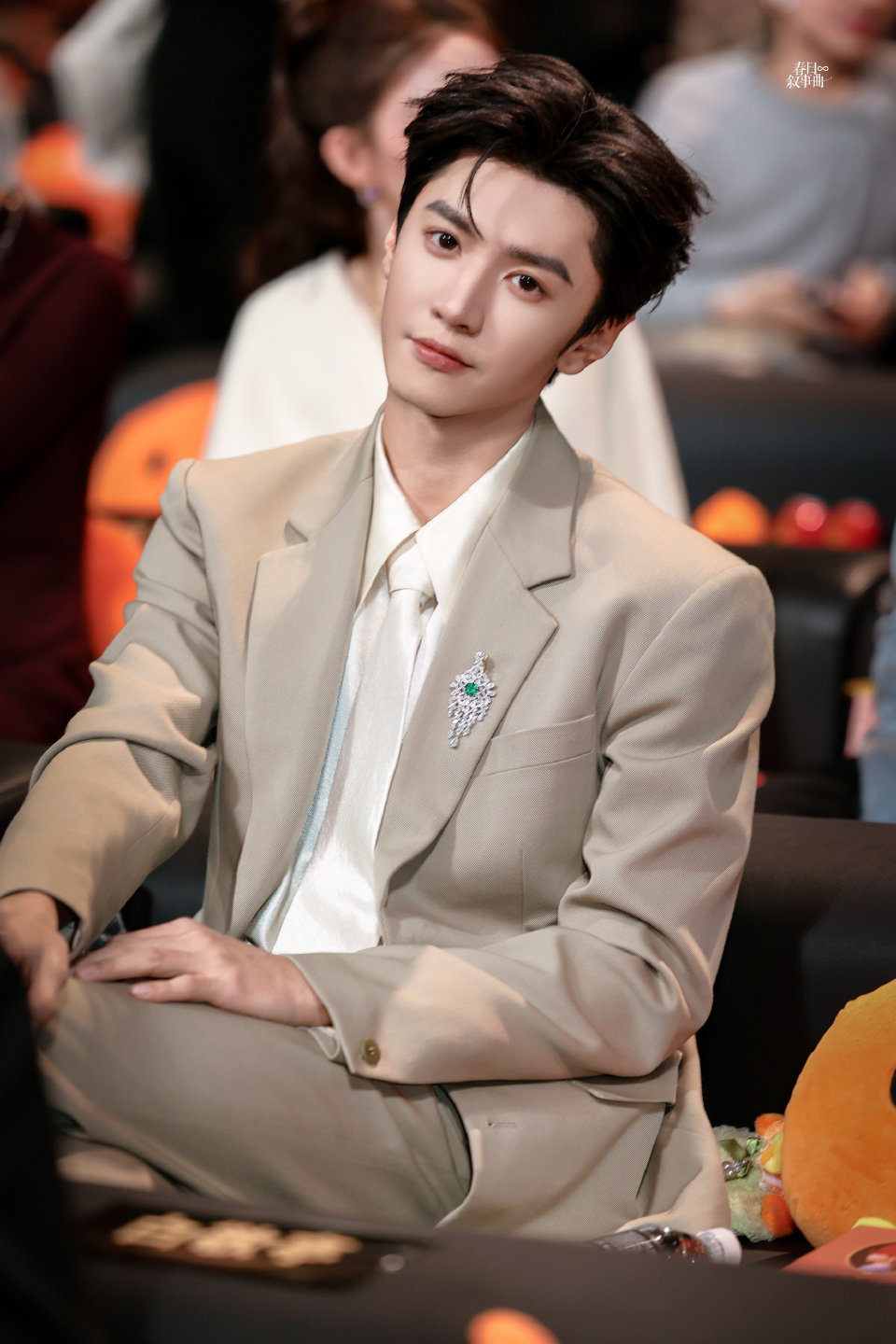 疑似陈哲远本人想的脚本 管家喊“少爷，小姐失踪啦”，陈哲远抄起水晶拖鞋猛拍，卡点