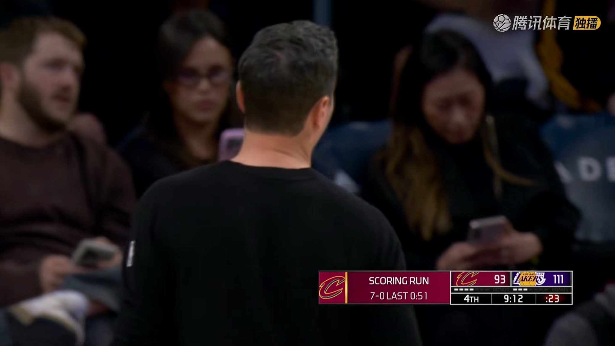 被追到18分，雷迪克暂停骑士vs湖人