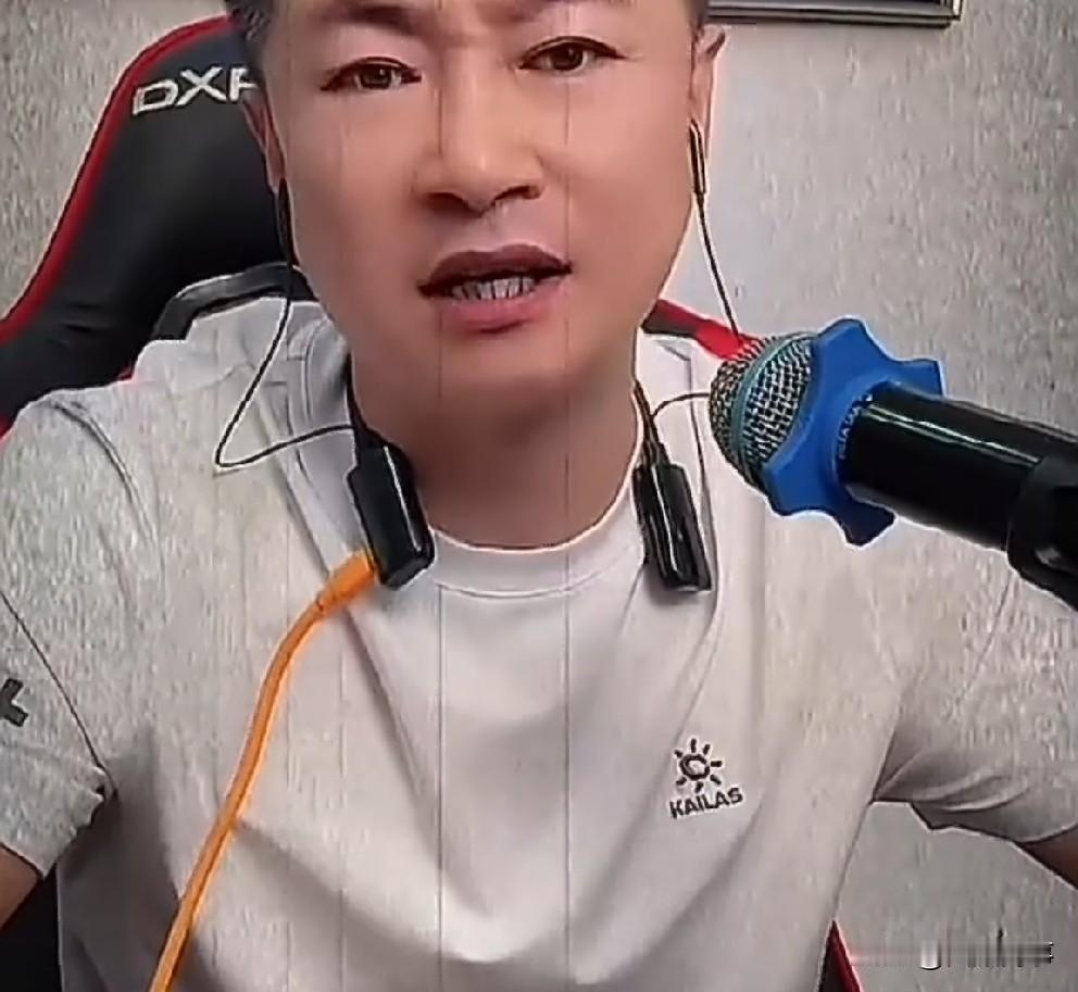 九天分析巴扎黑不可能签约蛋蛋！

           巴扎黑跟谁都是合作，不可