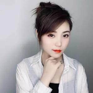 优雅红唇，白衬衫，时尚气质，尽显魅力！气质白衬衫 气质蓝色衬衫 气质衬衫短袖女 