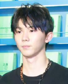 #时代少年团LV快闪造型#时代少年团今天造型，怎么评？ ​​​