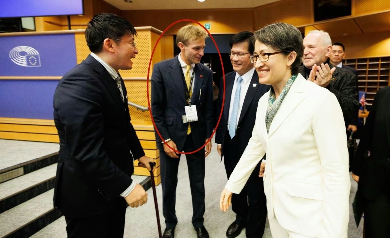 驻欧盟使团回应欧盟涉华错误行为萧美琴窜访布鲁塞尔  比利时公然支持台独。台湾问题