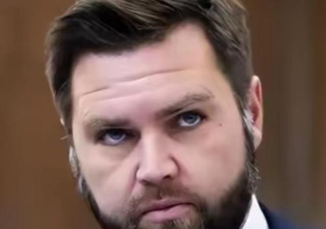 斯与特朗普之间的差距有多大？就这么说吧，万斯一旦上台，美国很有可能会迎来翻天覆地