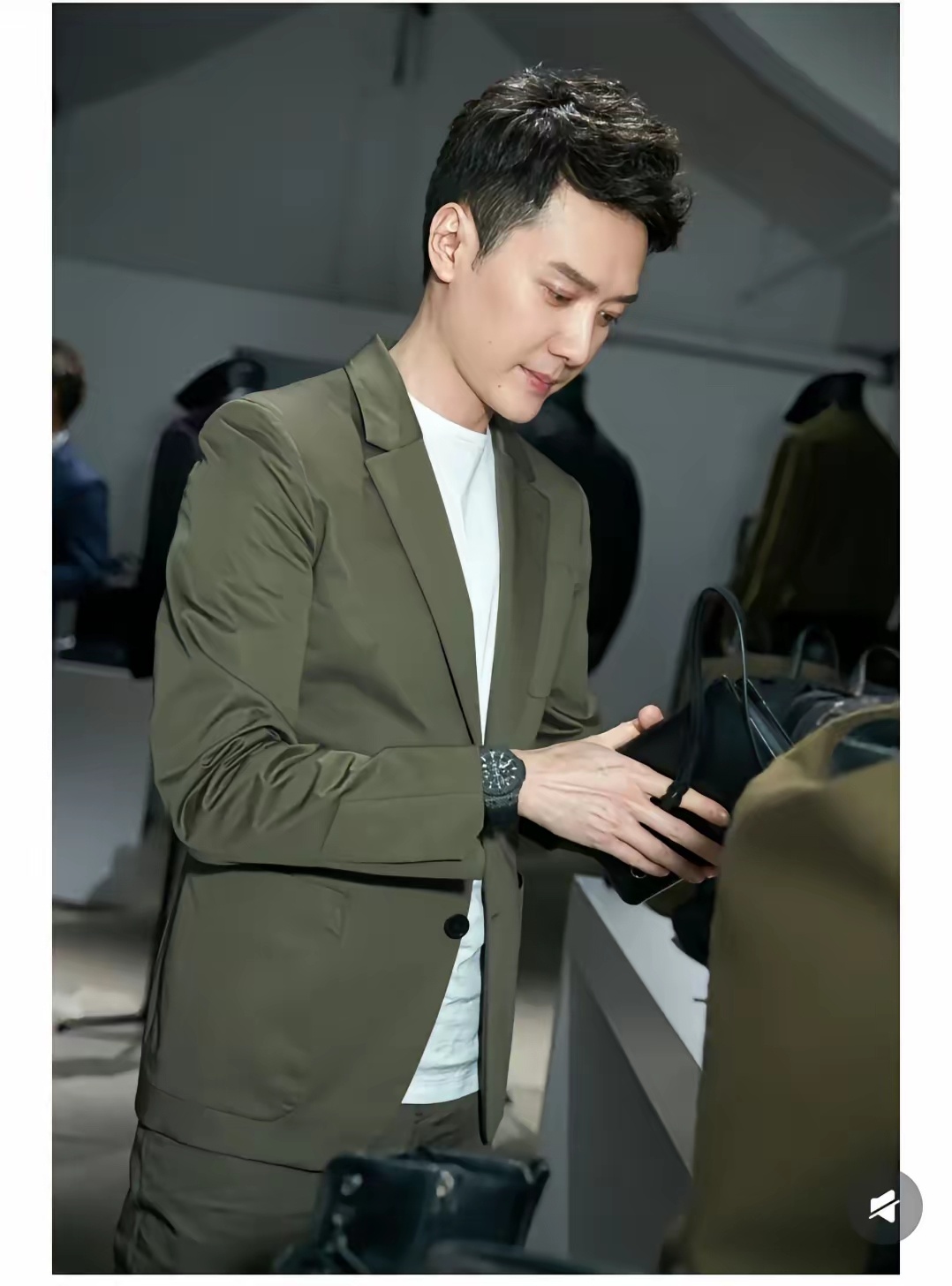 男明星的手都这样吗 