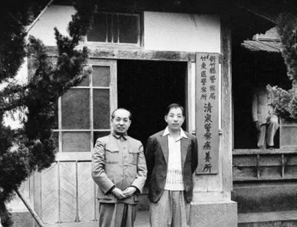 1962年，看守张学良长达25年的刘乙光终于得到了调任的命令，恢复了“自由”。在