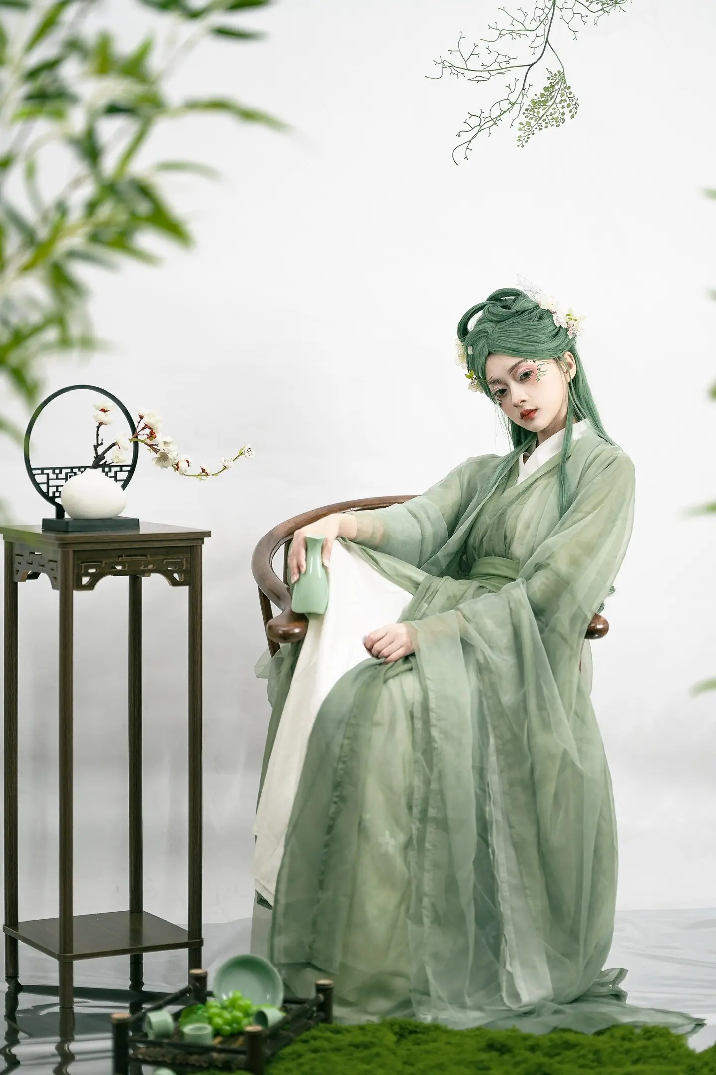 花如水，人如雨。水过花留露，雨后人离散。金风玉露一相逢，来时快，去时急，到底什么感受谁也不知道，谁也不能说，就希望你未来亮堂堂，保佑你平平又安安。宁姚