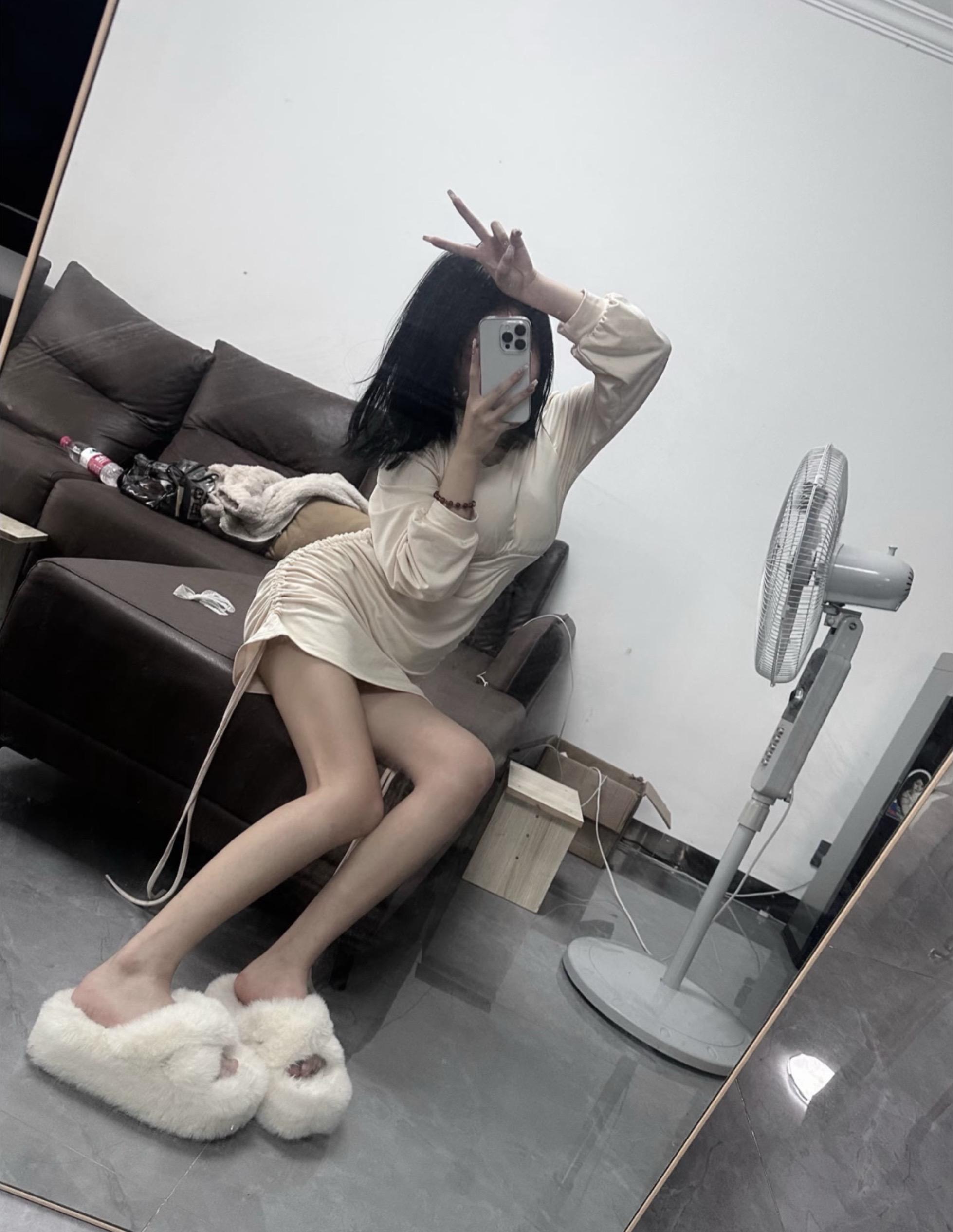 我不介意视奸 因为我的美值得反复品鉴