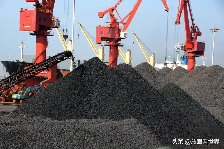 亚洲多国紧急加烧煤炭
应对能源短缺与价格飙升
这场危机却暗藏转机
 
美以对伊朗