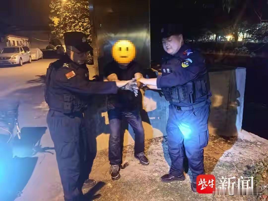 115秒生死冲刺！一天两次纵身跳河，东海特警用坚守护住百姓平安
总有一群人，不问