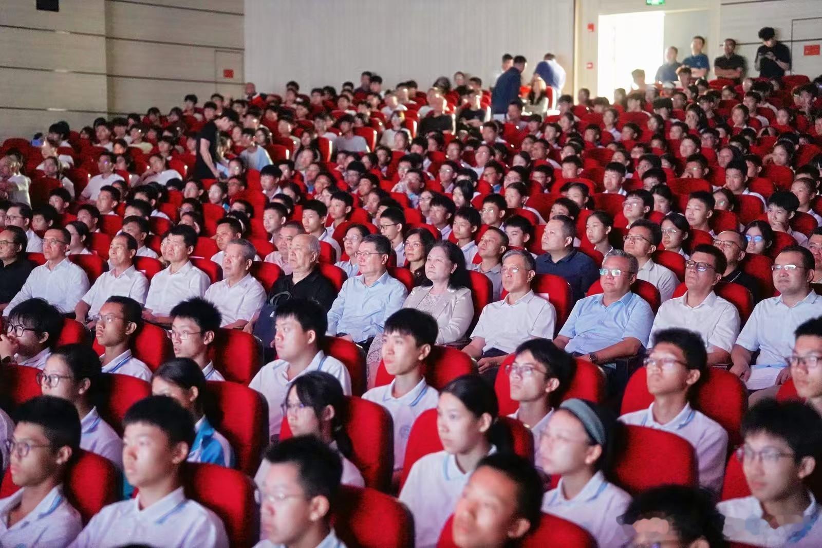 2026年海南省百场科普进校园活动启动科学精神照亮自贸港少年科学梦9月9日上午，