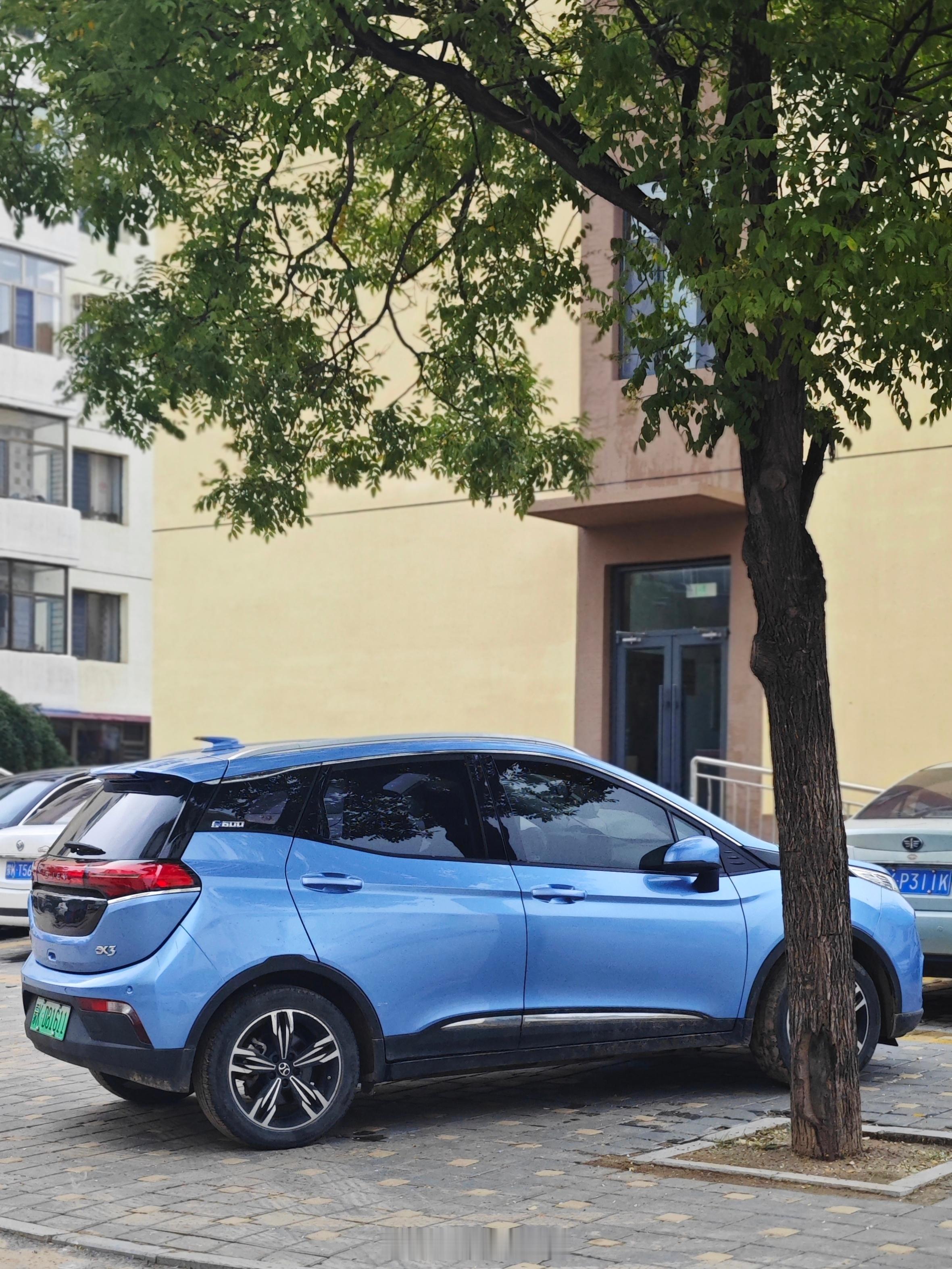 不认识的车之北汽新能源ex3 ​​​