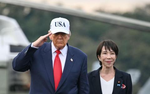 日本经济产业部长赤泽亮正说，尽管日美双方在最新一轮谈判中取得进展，但两国在550