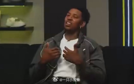 尼克杨谈到了湖人，认为湖人到了季后赛会很轻松。"首轮轻松过关，次轮打毫无经验的马