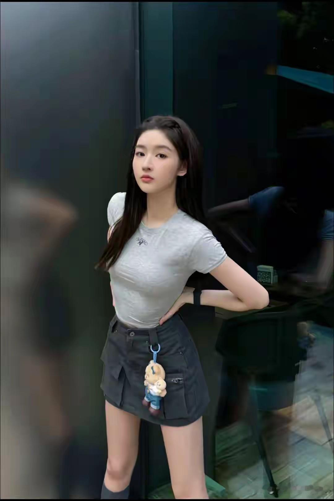 长得那么漂亮的女演员，可惜一直火不起来！[流泪][流泪]