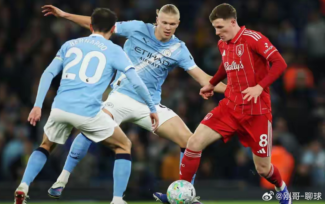 2-2！曼城两度领先被保级队逼平 4连胜终结 落后榜首7分英超曼联vs诺丁汉森林