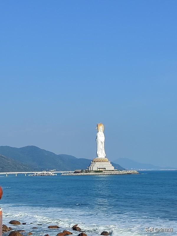 中国四大佛教名山，缺一不可：
1.五台山
2.普陀山
3.峨眉山
4.？
你认为