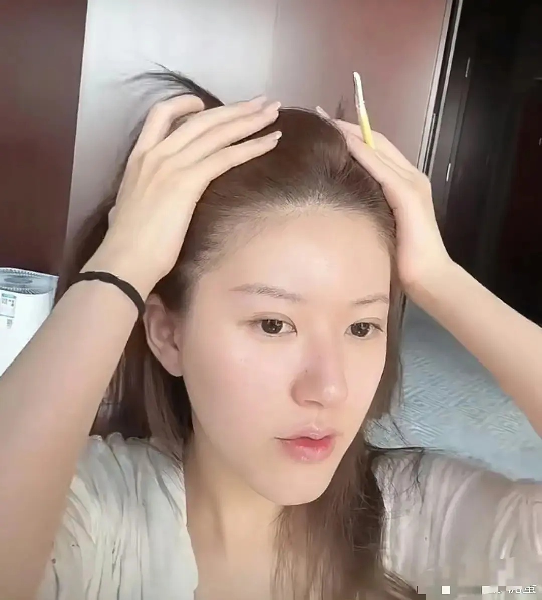 赵露思这脸型让我想起朱元璋人物图 ​​​