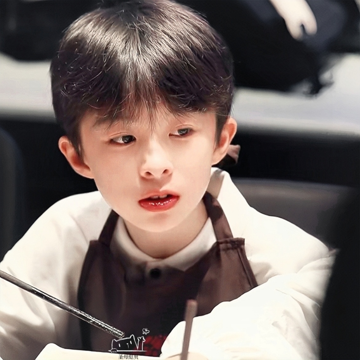 余政霖 好可耐呀宝宝抱图随意不用问余政霖 五代顶级视觉中心余政霖 五代第一元气舞