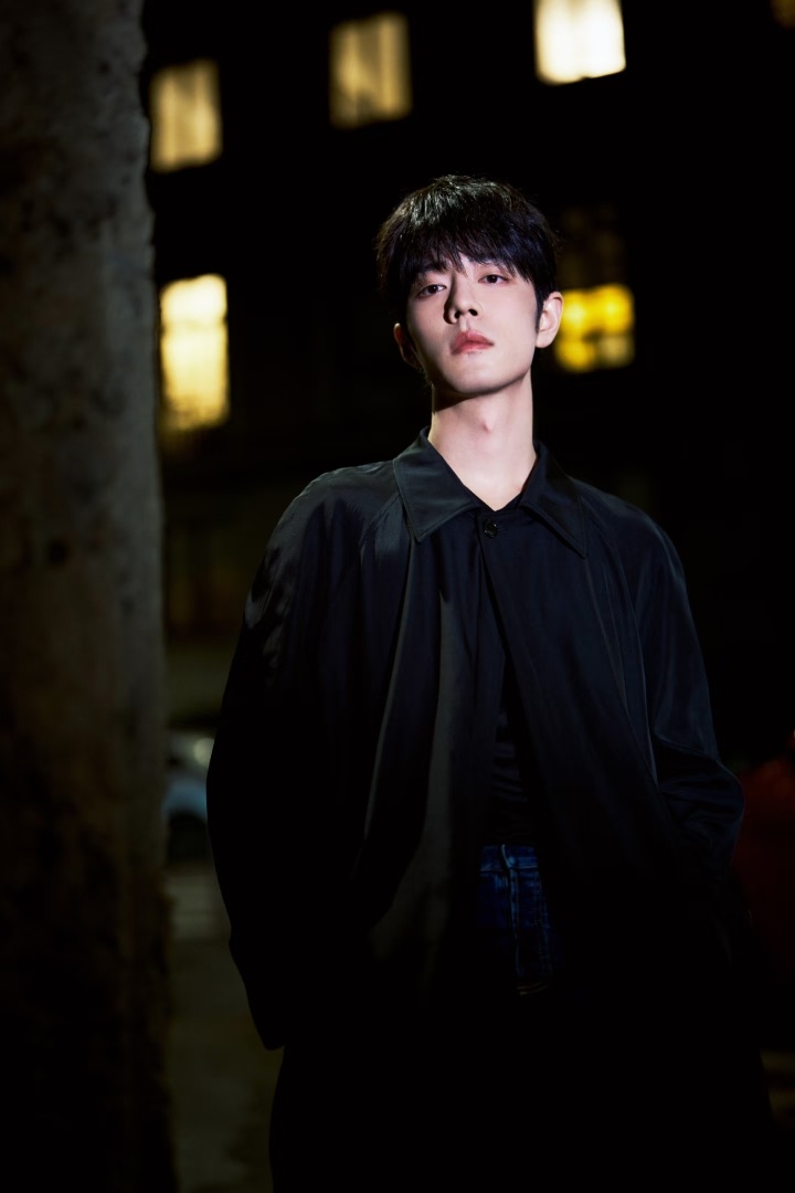 肖战自曝有一点强迫症 肖战这强迫症“小插曲”，就像生活里的小调料，添了别样滋味。