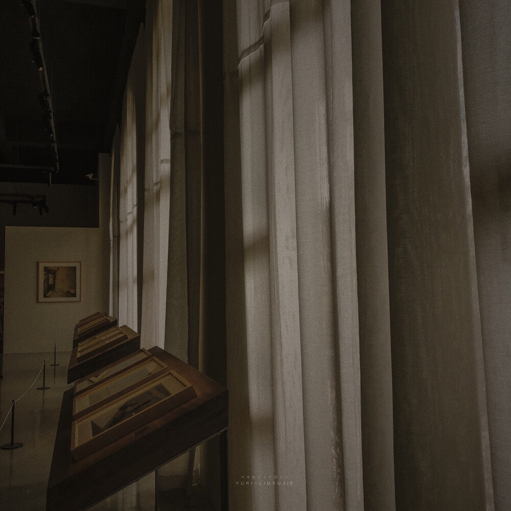 失望怎么说的清楚，难过又怎么感同身受。 ​​​