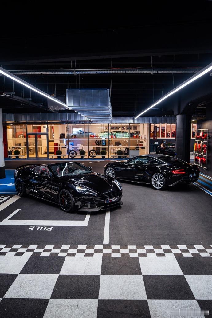 Aston Martin Vanquish超级完美！