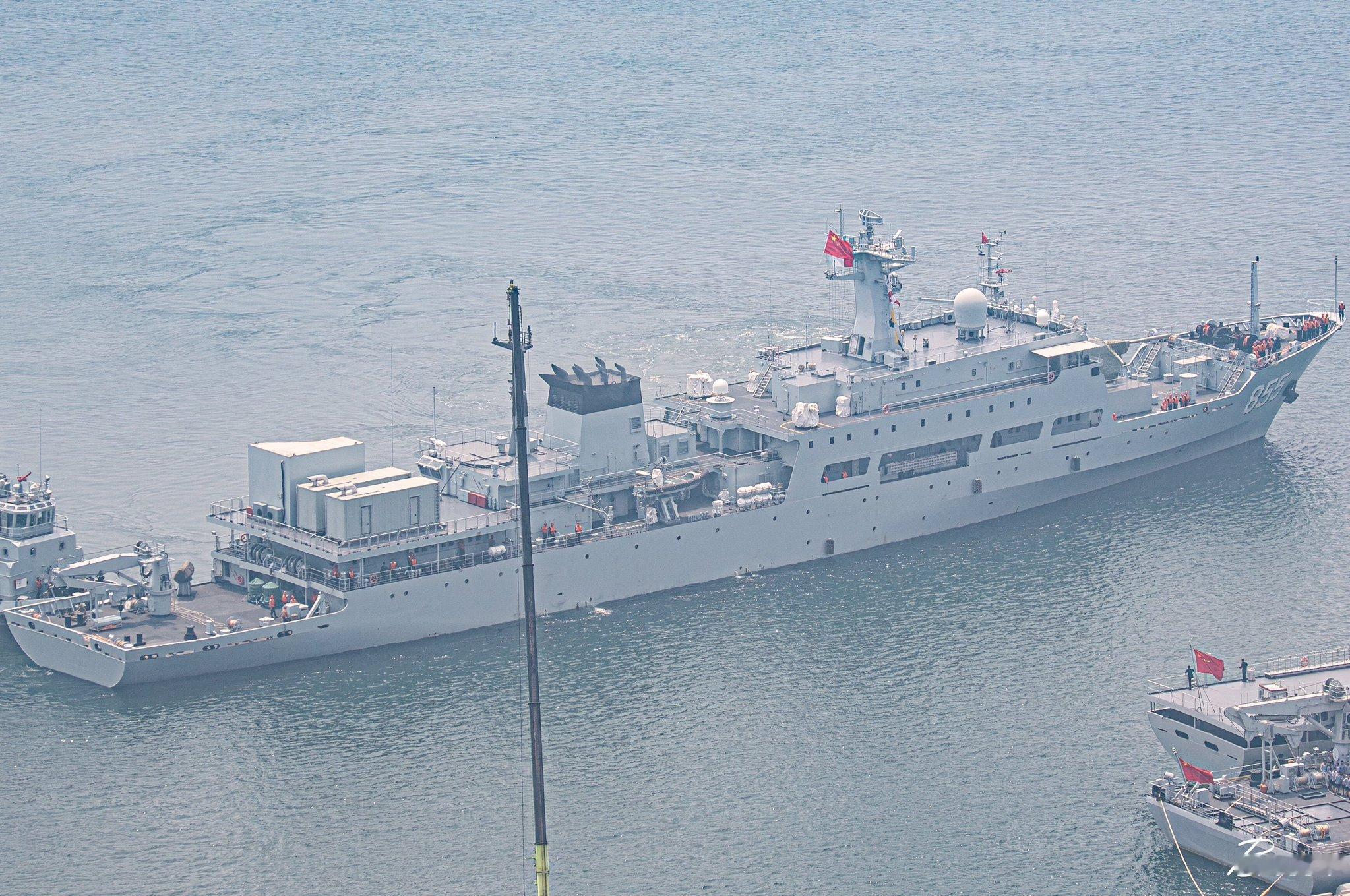 飞扬军事 中国海军910A型综合武器试验舰吴运铎舰 