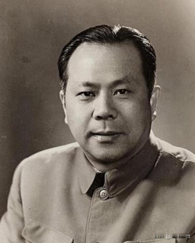 1985年，中国一高级干部访日期间，不顾多人劝阻非要去靖国神社，回国后就被中纪委