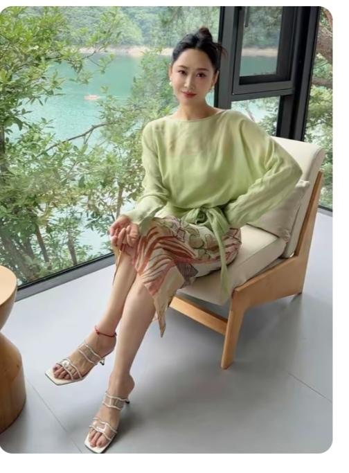 窗外的风景真好，很适合在这休闲娱乐。