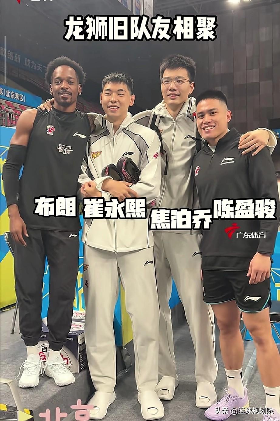 广州要是不卖球员，妥妥的冠军阵容！

京粤大战赛前训练，广东和北京男篮曾经广州龙