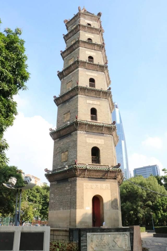 桂洲文塔传说！矗立在顺德容桂的桂洲文塔，是当地望族凭一己之力建成的，但却惠泽整个
