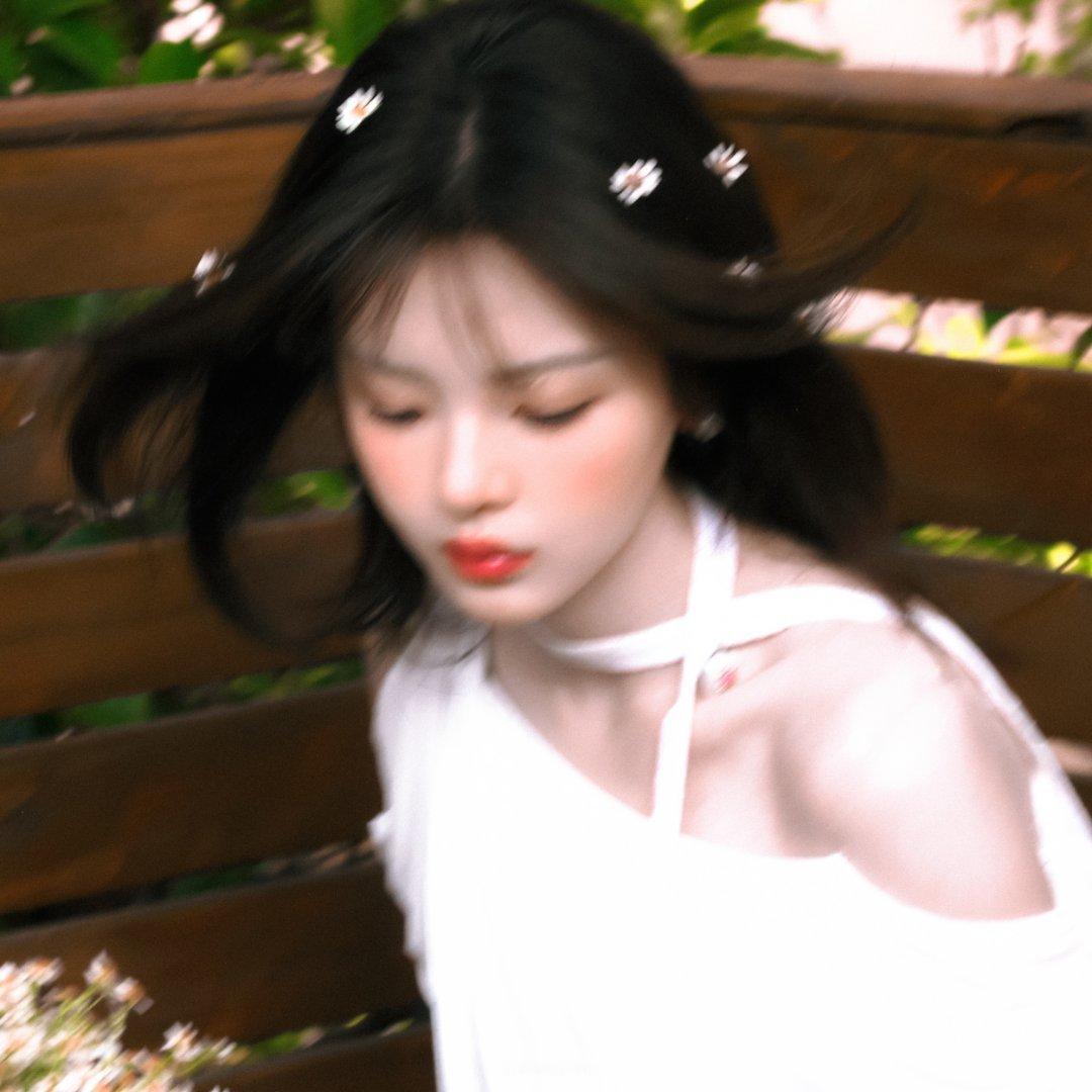 ‧ ₊˚青柚𓂂𓏸🌿 ᆼ🍏抹茶杨超越出图即头像杨超越