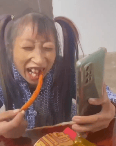 老天爷终于找到好用的防晒了，不假白肤感好涂抹起来很顺滑味道还不重