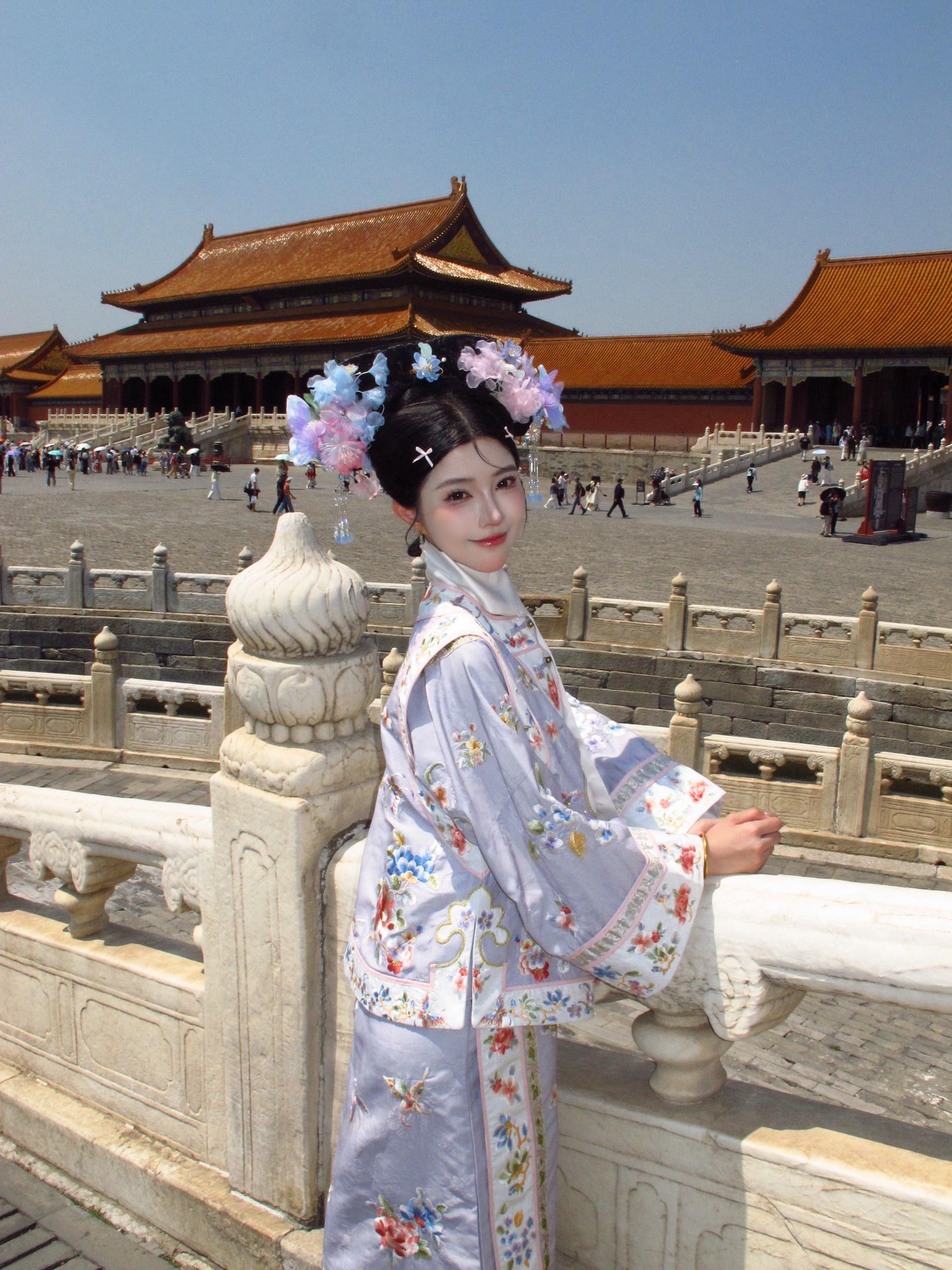 容嚒嚒来咯