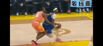 VS 骑士  
“危险！”“小心别受伤！”“没必要哥们！”米切尔阿特金森哈登齐发