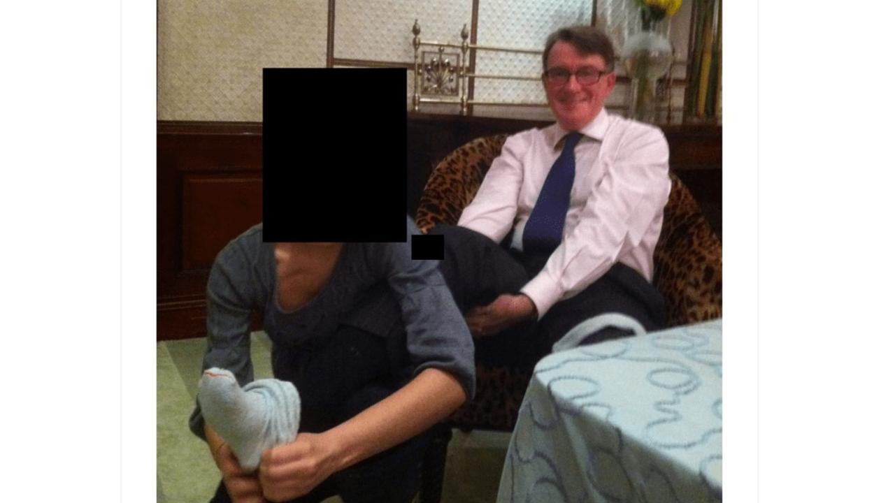 斯塔默、巴德诺克和麦克斯威尼：曼德尔森-爱泼斯坦丑闻的赢家和输家是谁？
对于基尔