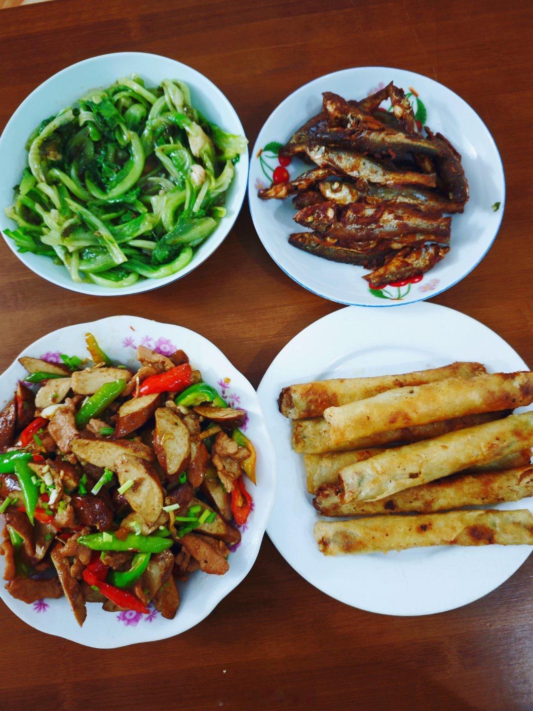 吃饭吃饭啦！ 