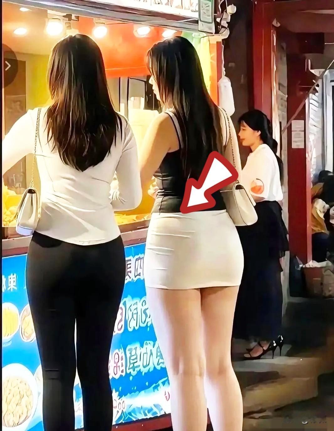 胖点真不算啥毛病，只要胖得匀称舒服，照样能成人群里的亮点。
 
说真的，十有八九