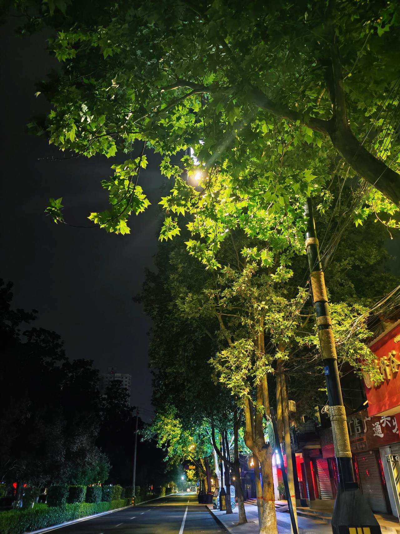 人怎么可以有这么多的不快乐？