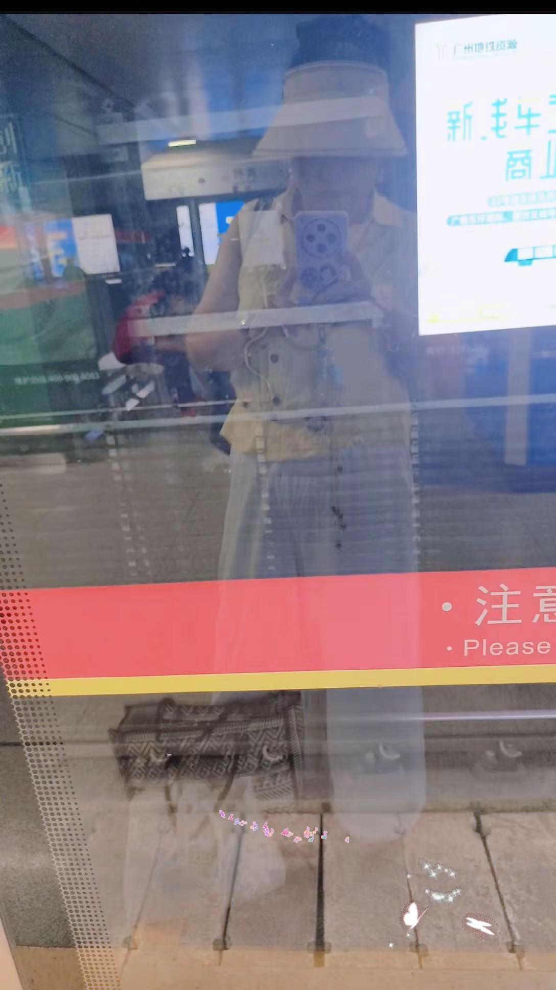 有的时候啊，真的不知道到底在坚持什么…又在执着什么…还有意义吗？....以心知肚